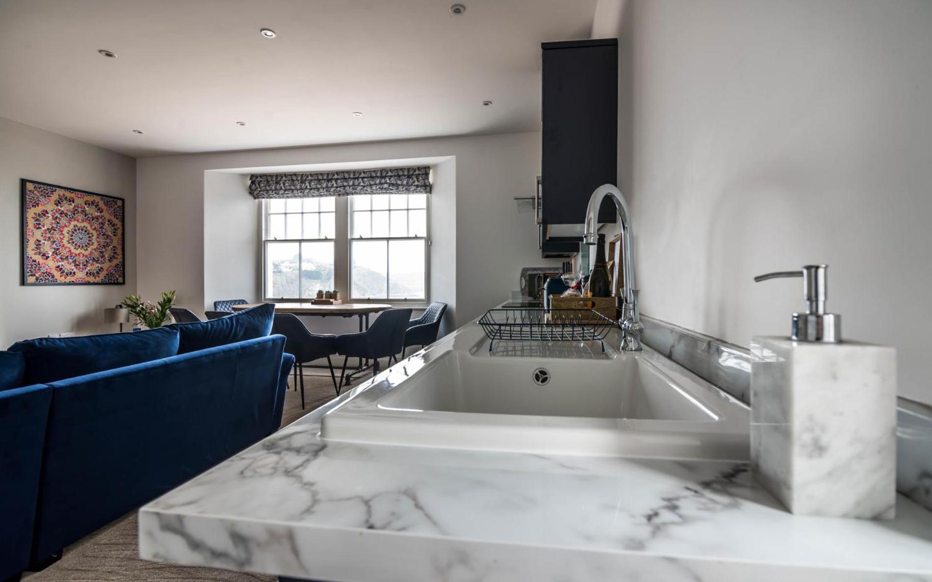 Lady Tenby - 2 Bedroom Apartment - Tenby Bagian luar foto